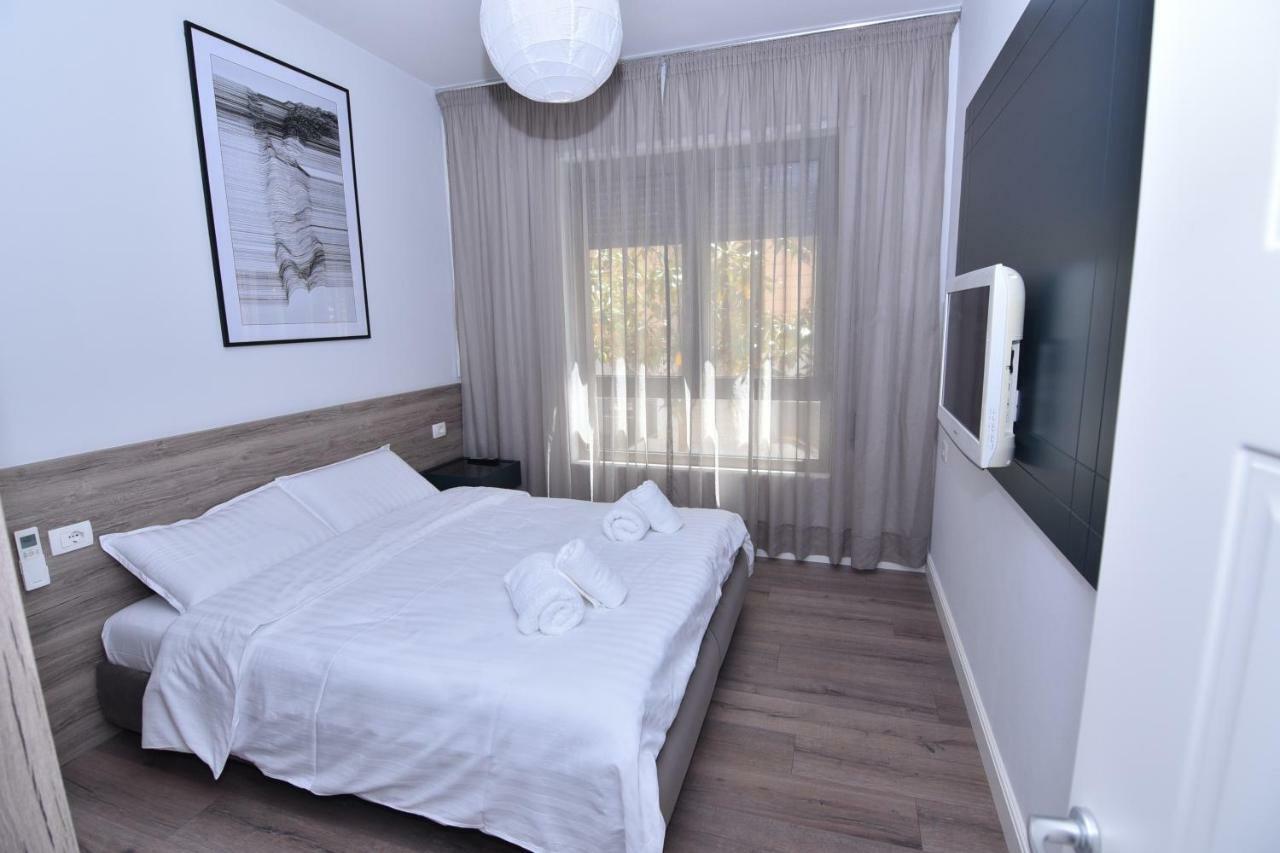 Diamond Hill Apartments فلورا المظهر الخارجي الصورة