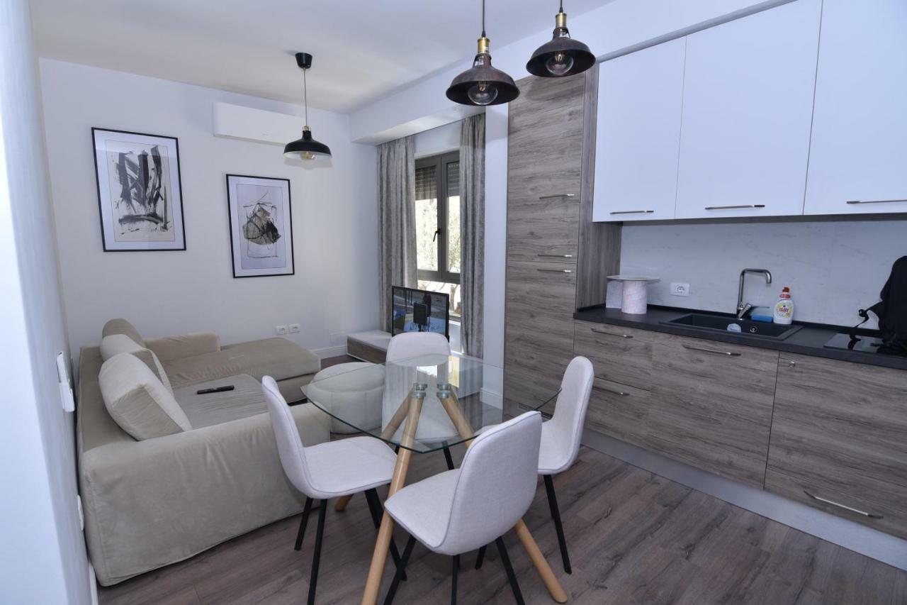 Diamond Hill Apartments فلورا المظهر الخارجي الصورة