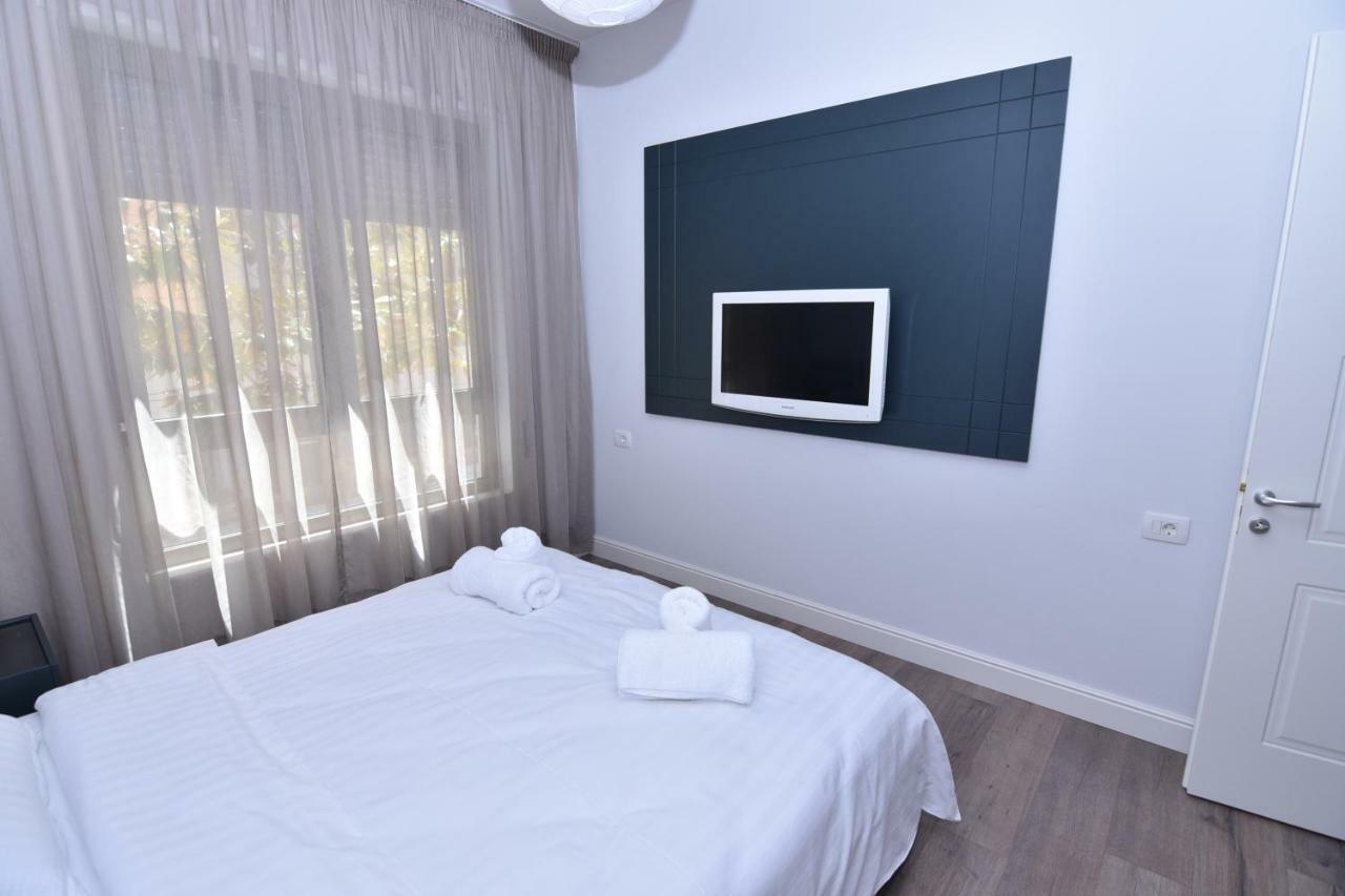 Diamond Hill Apartments فلورا المظهر الخارجي الصورة